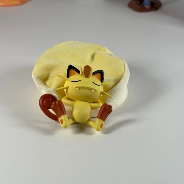 Pokémon Meowth Ornament (1)